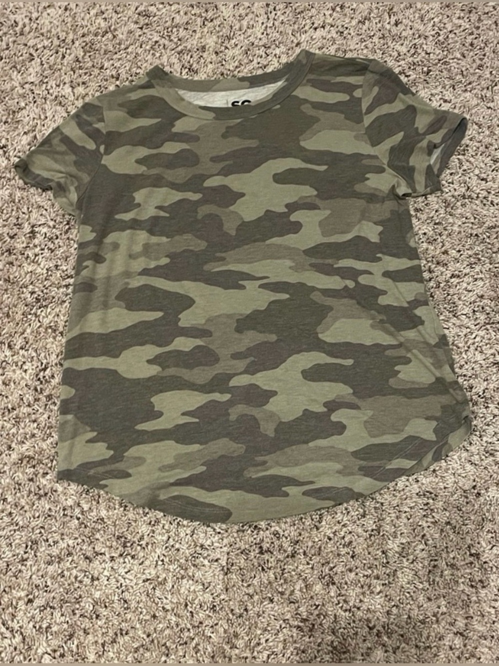 SO Women’s Camo Tee